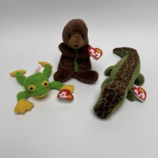 Ty Beanie Babies Lot - Seaweed Otter, Smoochy Frog, & Ally Alligator (With Tags) picture