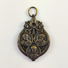 Vintage Saint Peter, Saint Paul, Pope Pius XII Vatican Medal 1967 picture