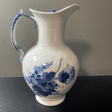 Royal Copenhagen Blue Flower Chocolate Pot w/ Lid Denmark #10/1462 Rare picture