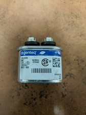 Bard Genteq 8552-002 370V Oval Run Capacitor 5uf 5 uf New 27L5555 picture