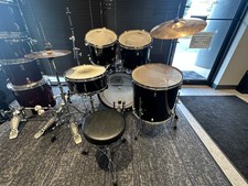 Pearl Forum Series Drum Set, black w/cymbals.Local Pickup only in Marietta, GA picture