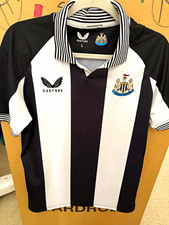 Castore Newcastle United Black/White Striped Soccer Jersey Shirt Size L picture