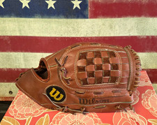 Wilson Fieldmaster A2655 10.5in Brown Leather Baseball Glove Left Hand Fur Lined picture