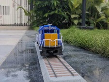 S‑Scale GP15 Locomotive (CSX) Plastic w/ Auto Coupler & Bogies DIY Unassembled picture