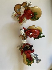 Mariachi Hot Red Peppers picture