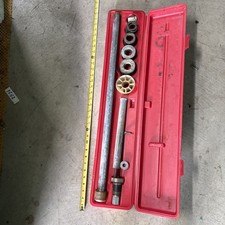 Lisle 18000 Universal Camshaft Bearing Removal & Installation Tool Kit with Case picture