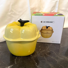 Le Creuset Bell Pepper Casserole Limited Edition Fruit Collection - Soleil picture