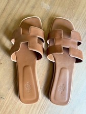 HERMES ORAN BROWN LEATHER FLAT SANDAL SIZE, EU39, US8.5, picture