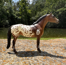 Breyer “Kandinsky” from the 2011 Connoisseur Series with COA picture