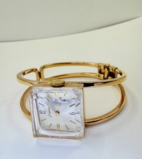 Vintage Endura Swiss Made Ladies Gold Tone Bangle Bracelet Watch Working picture