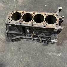 91-93 Mercedes 190e 2.3 Engine Bare Block & Main Caps M102 W201 M102.985 picture