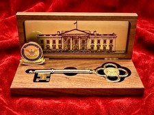 Rare Authentic President Donald Trump VIP White House Key & POTUS Challenge Coin picture