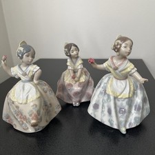 Lladro  Valencia  #5372 Lolita, #5373 Carmencita  &  #5375 Teresita - MINT picture