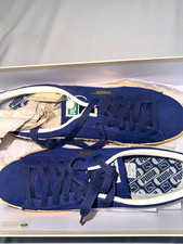 PUMA Suede VTG The Never Worn 2 Navy/Light Straw Suede Low Top 394832-01 picture