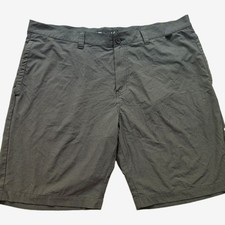 Travis Mathew Shorts Mens 40W Gray Pattern Flat Front Golf Performance  picture
