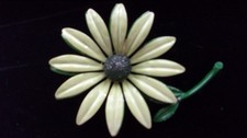Vintage Metal Pin  brooche picture