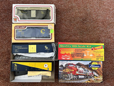 HO Scale C&O Chessie Boxcar Lot of 4 Bachmann Athearn Life-Like Roundhouse NOS picture