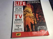 LIFE MAGAZINE.  December 14, 1959.  Great Volcanic Spectacle in Hawaii. picture
