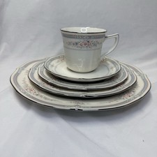 Noritake Ivory China Rothschild 7293 5 Pc Place Setting Dinner Dessert Salad Tea picture