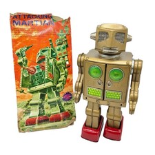 *HORIKAWA* ATTACKING MARTIAN ROBOT RARE GOLD JAPAN 1960S BOXED PART WORKING picture