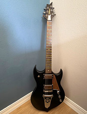 Silvertone Paul Stanley KISS Signature Electric Guitar in near mint condition picture