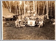 WWII Pacific US Servicemen Japanese Flag Machine Gun Original Photo picture