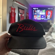 Vintage Chicago Bulls Script Sports Specialties Twill Snapback Hat OSFA NBA 90s picture