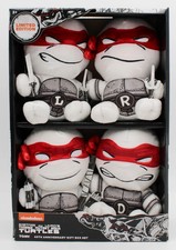 Tomy Club Teenage Mutant Ninja Turtles 40th Anniversary Plush Gift Box Set NEW picture