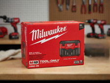 NEW IN BOX Milwaukee 0880-20 Cordless Vacuum M18 2 Gal Wet/Dry HEPA 18 Volt Vac picture