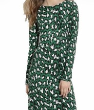 Diane Von Furstenberg Green Animal Print Silk Dress Size 4 picture