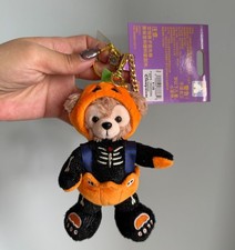 Disney authentic 2022 Duffy bear Plush keychain Halloween Shanghai disneyland picture