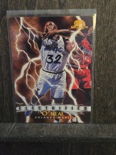 1995-96 Skybox Premium - Electrified Shaquille O'Neal #293 Dinged Corner picture