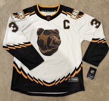 Size XL Fanatics Breakaway Boston Bruins Retired P Bergeron 