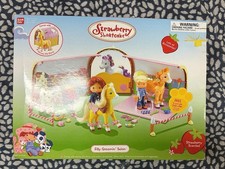 Vintage Strawberry Shortcake Filly Groomin’ Salon Toy Playset -New In Box Bandai picture
