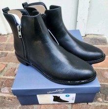 Universal Thread Women's Brenna Ankle Boots w/ Memory Foam Insole - Black, 7 NEW picture