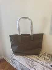 Marc Jacobs Wingman Tote Bag picture