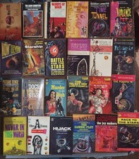 Lot of 24 Vintage Sci-Fi Paperbacks Bulk Box – 1960s 1970s Pulp DAW Ballantine A picture