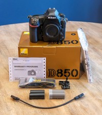 Nikon D850 45.7 MP DSLR Camera (Body Only) - Near mint ''Rеаd Dеѕсriрtiоn''+ picture