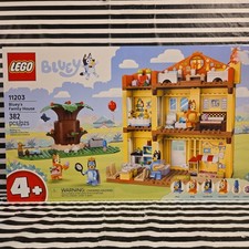 LEGO Bluey Bluey's Family House 11203 382 Pieces Building Blocks Bingo NEW 2023 picture