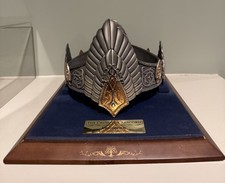 The Lord of the Rings The Crown of Aragorn by Noble Collection picture