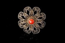 OLD ITALY RED CORAL STERLING SILVER FILIGREE FLOWER PIN BROOCH A28274 picture