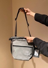 NWT Arc’teryx X BEAMS Arro 8 shoulder bag Exclusive collection Exosphere picture