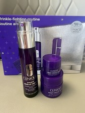 Clinique Wrinkle-fighting Routine Set with Drawbertson cosmetic bag New picture