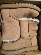 UGG Women's Bailey Bow II Suede Shearling Boots Chestnut Size 8 0071 picture