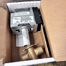 White-Rodgers 1311-102 Brass Hydronic Zone Valve Metal Model 1311-102 picture