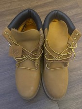 Timberland TB073540 6 inch Basic Boot for Men, Size 9 - Wheat Nubuck picture