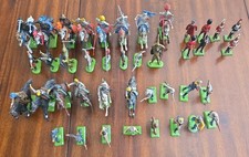 Vintage Britains Deetail Medieval Knights Horses Plastic Toy Soldiers Figures... picture