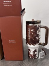Stanley X Kacey Musgraves  QuencherProTour Flip Straw Tumbler 40 OZ in hand picture