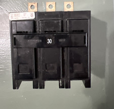 Eaton BAB3030H 3 Pole 30 Amp Type BA Circuit Breaker 240V 30A 3P 🟥 picture