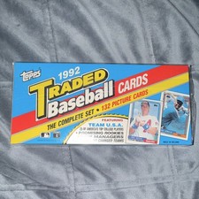 NEW SEALED 1992 TOPPS BASEBALL TRADED SERIES SET 132 CARDS TOTAL picture